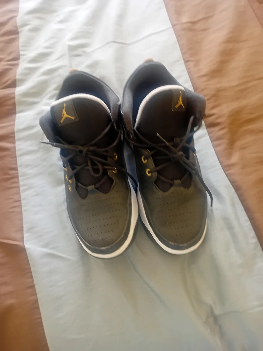 Jordan Low Top Sneakers image indicator(3)