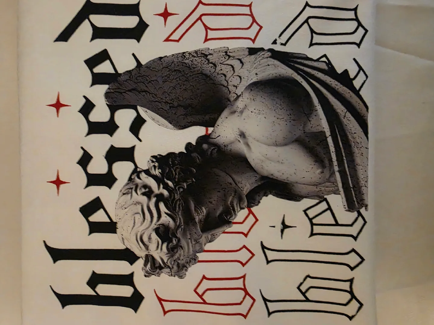 Graphic T-Shirts - Size M image indicator(9)