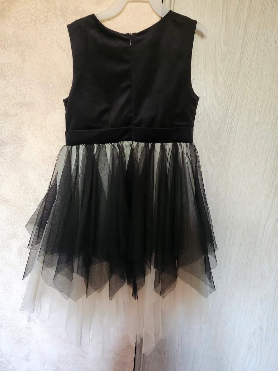 Kid Girl Dress - Black & Cream - Size 8 image indicator(2)