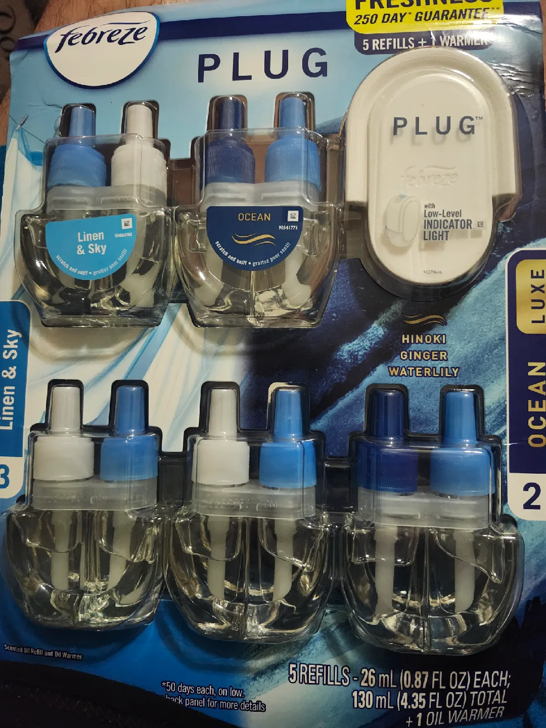 Febreze Plug Refills + Warmer (Linen & Sky, Ocean) thumbnail