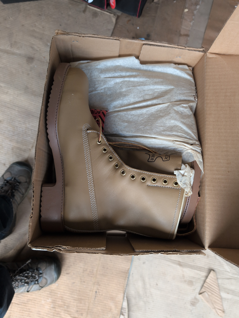 🥕 New SECO 892 Custom Grade Steel Toe Boots - Size 9 - photo 2