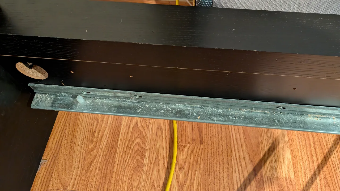 King Sized Black Low Malm Bed Frame - Great Condition image indicator(8)