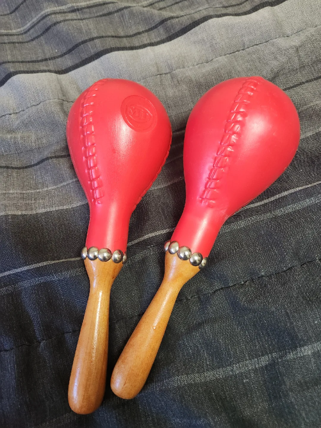 Pair of Red Maracas thumbnail