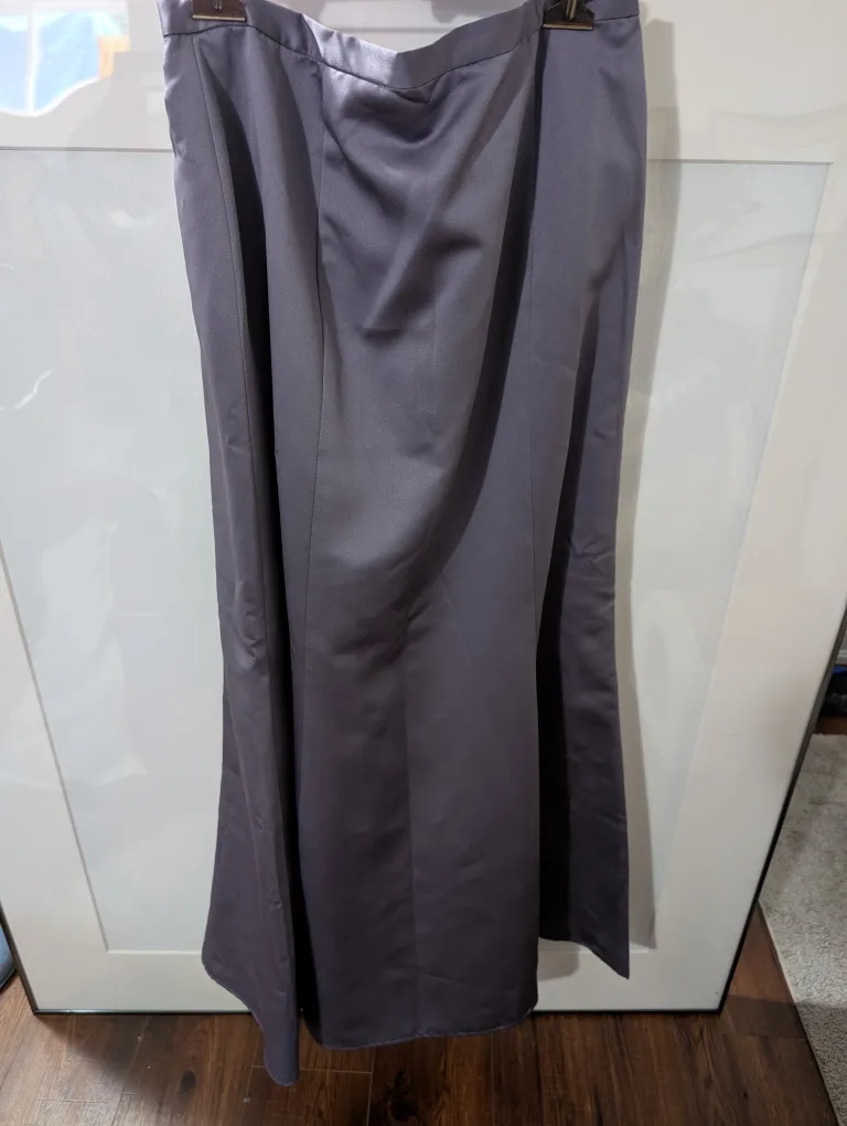 Beaded Lilac Dress - Size 14 image indicator(2)