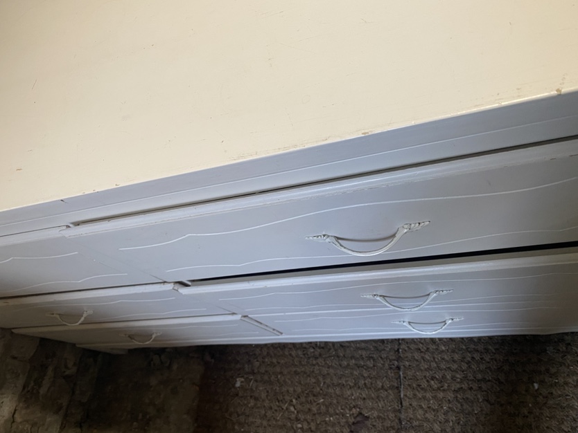 White 6-Drawer Dresser: wood! - photo 4