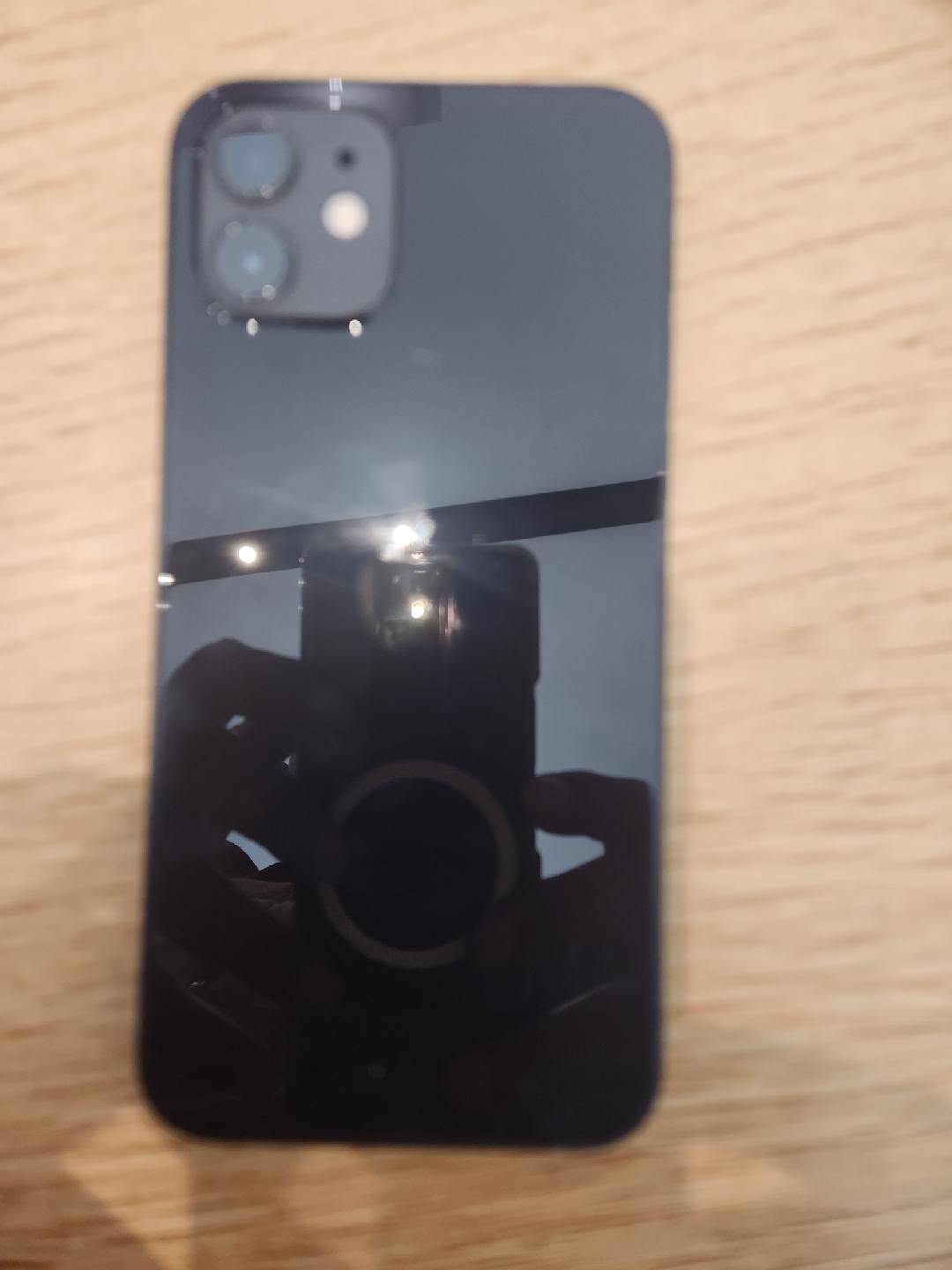 iPhone 12 - 64GB - photo 2