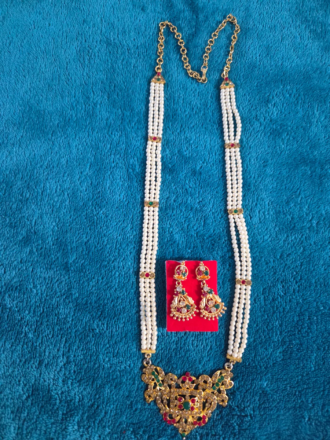 Jewellery set thumbnail