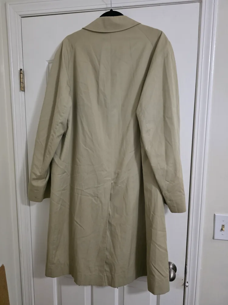Vintage Aquascutum Men's Beige Overcoat (size L) image indicator(3)