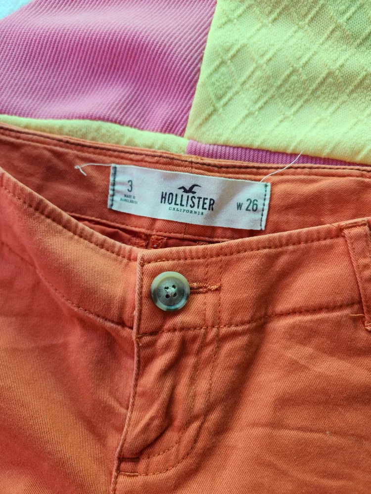 orange 2000s Hollister shorts image indicator(3)