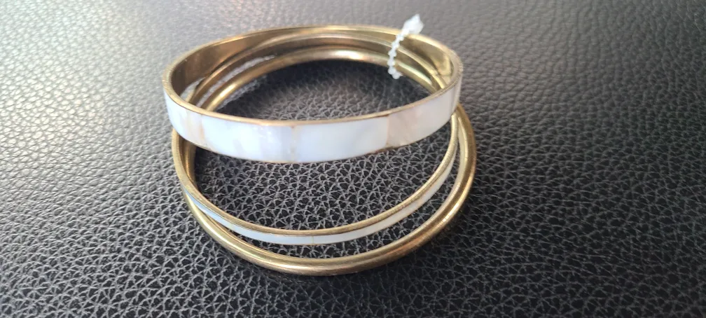 Gold Tone & White Bangle Bracelet Set thumbnail