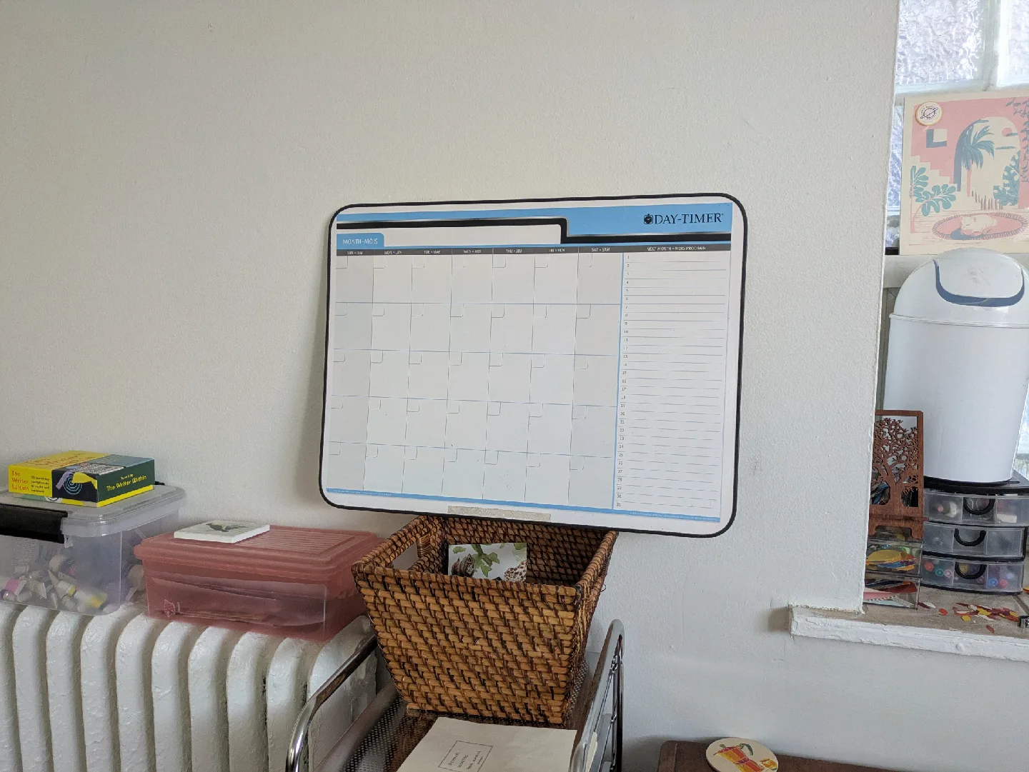 Day-Timer 18x24" Bilingual Monthly Planner thumbnail