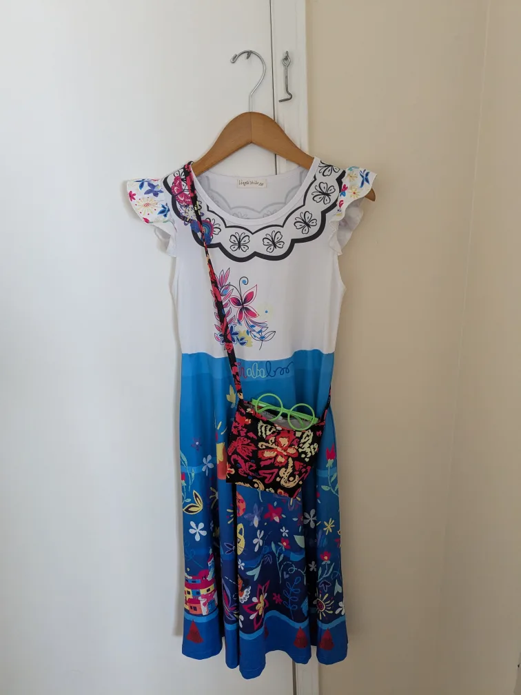 Encanto Mirabel Dress with Purse & Glasses - Size 150 image indicator(3)