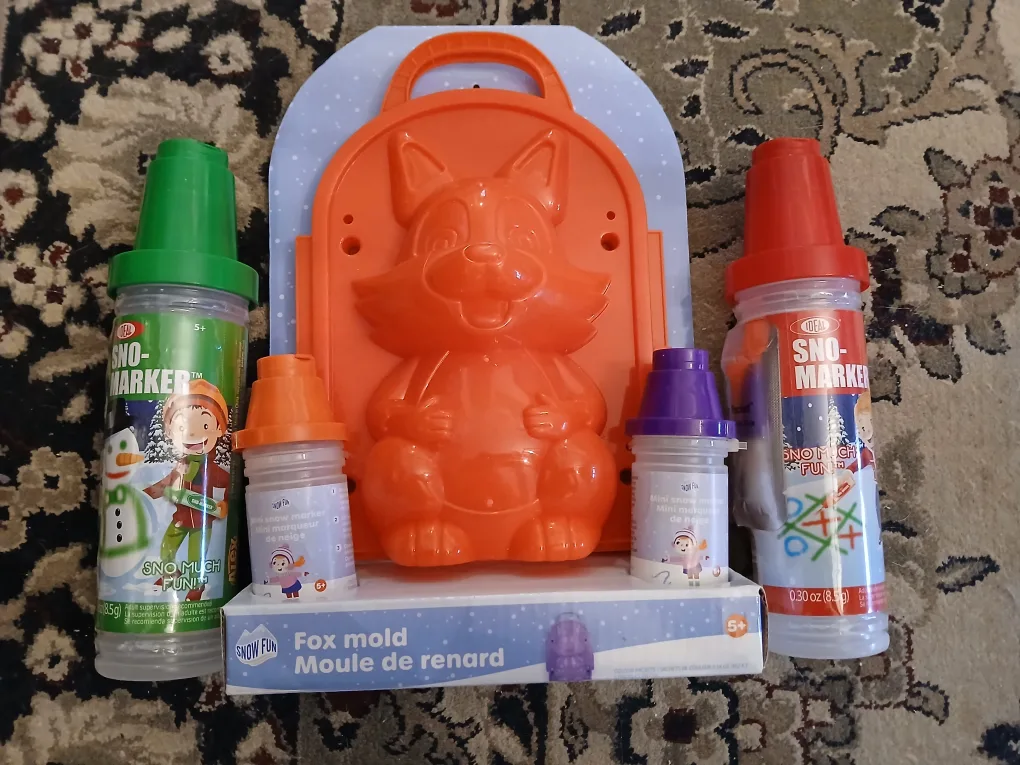 Sno-Markers and mold 🥕 thumbnail