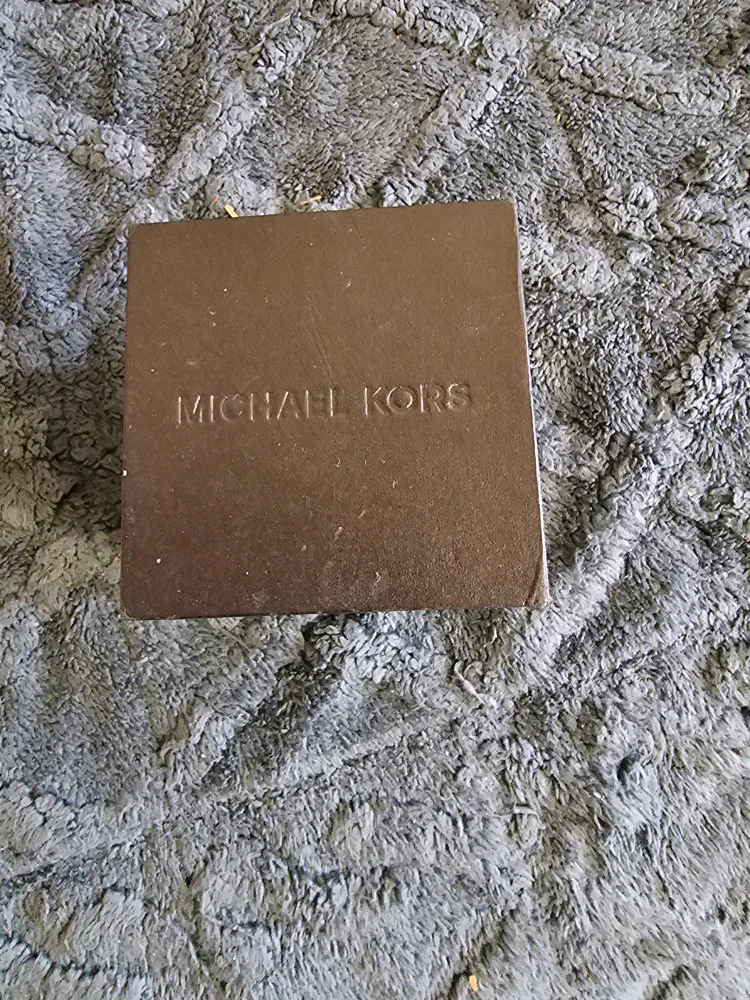 Michael Kors Gold Women's Watch with Box image indicator(3)