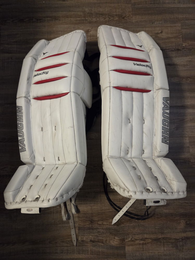 Vaughn Velocity V5 7800 Goalie Leg Pads