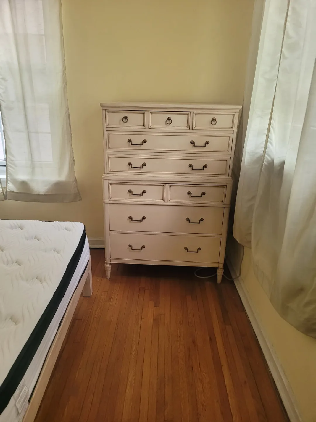 Vintage Dresser with Mirror thumbnail