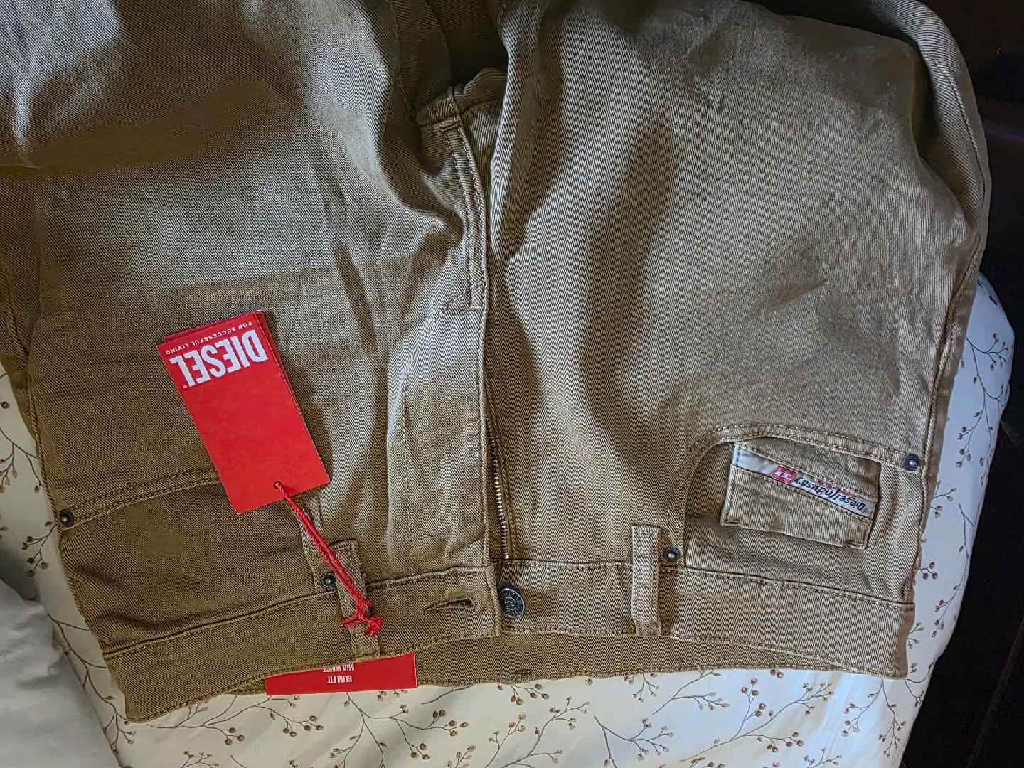 diesel slim fit image indicator(3)