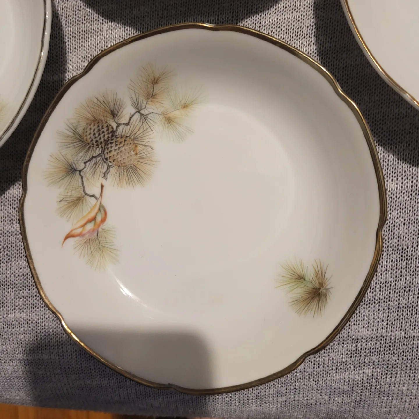 Pine Tree Fine Translucent China Bowls (Set of 6) image indicator(2)