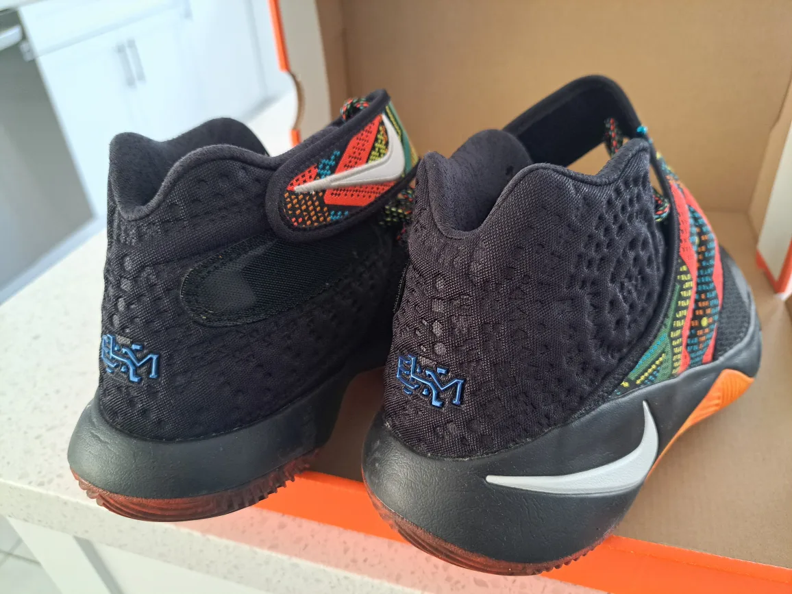 Nike Kyrie 2 BHM (Black History Month) Basketball Shoes image indicator(3)