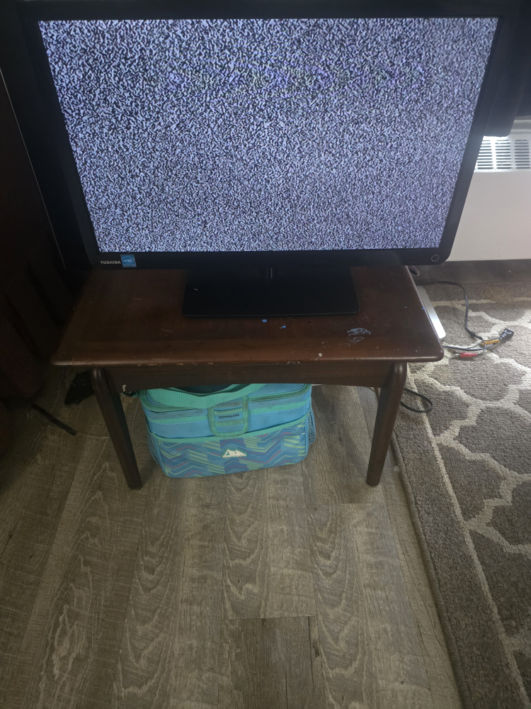 Toshiba TV 32 inch