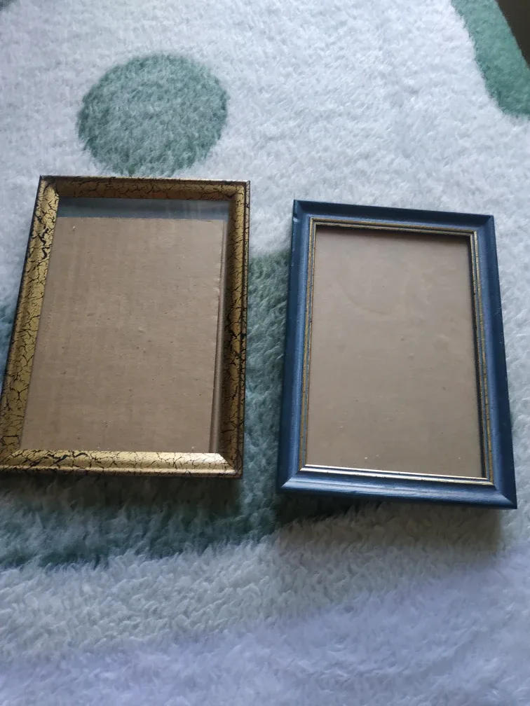 Two Picture Frames 4"x6"  🥕 thumbnail