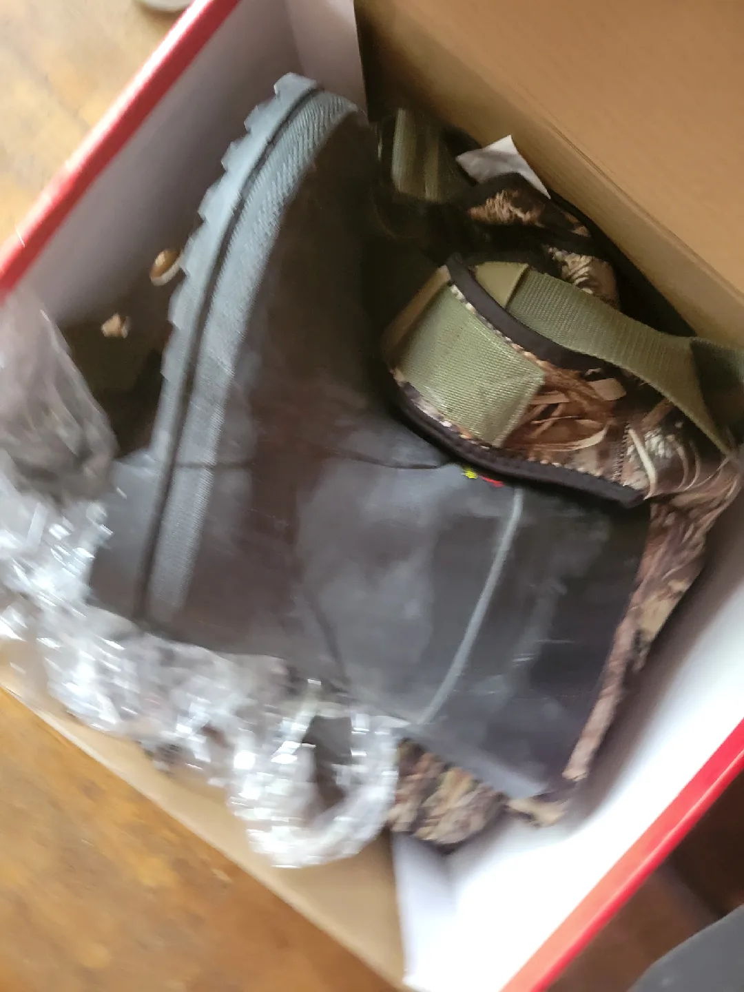 Outbound Camouflage Neoprene Chest Waders - Size 9 image indicator(2)