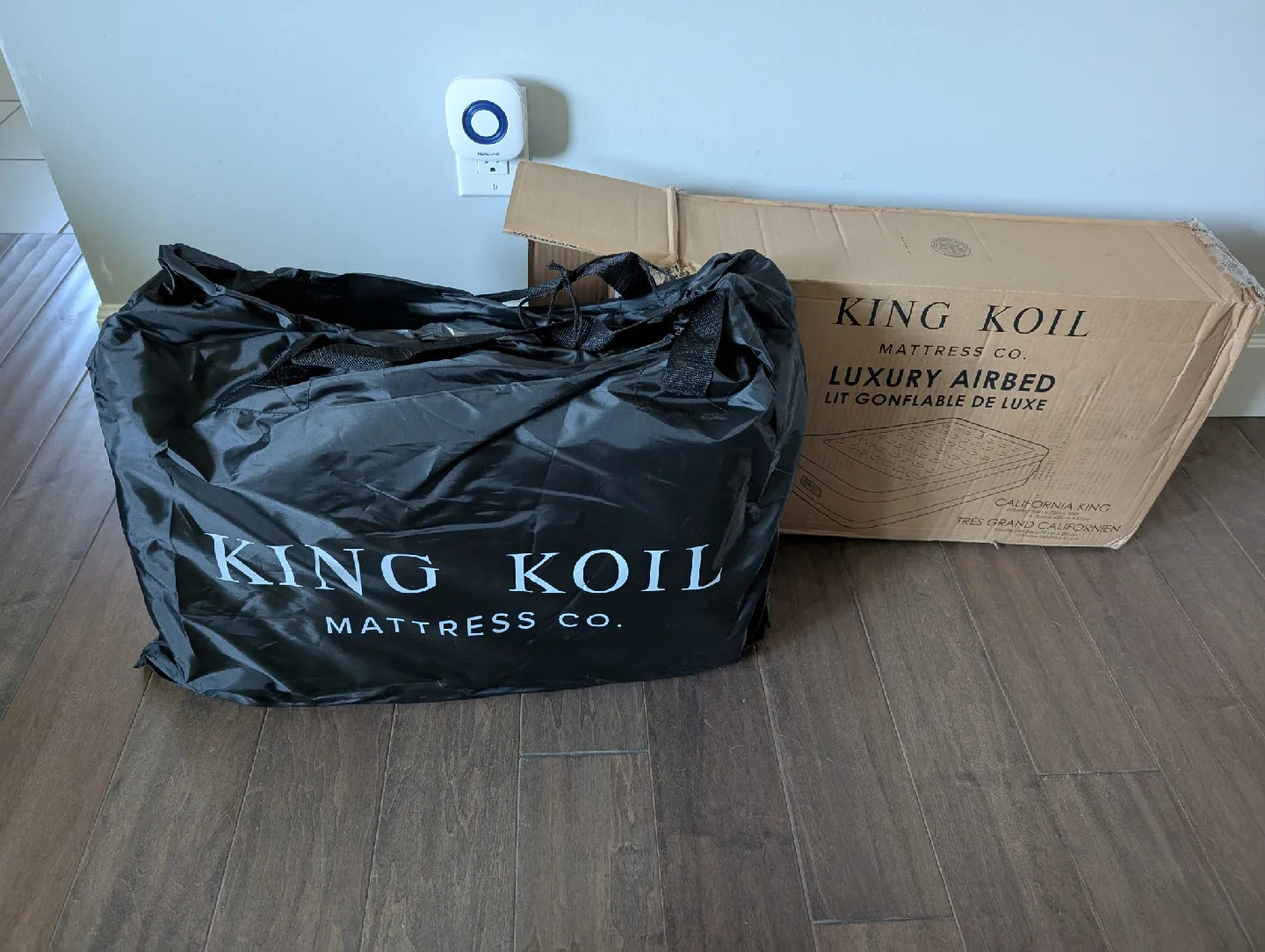 Brand New King Koil California King Air Mattress For Sale image indicator(3)