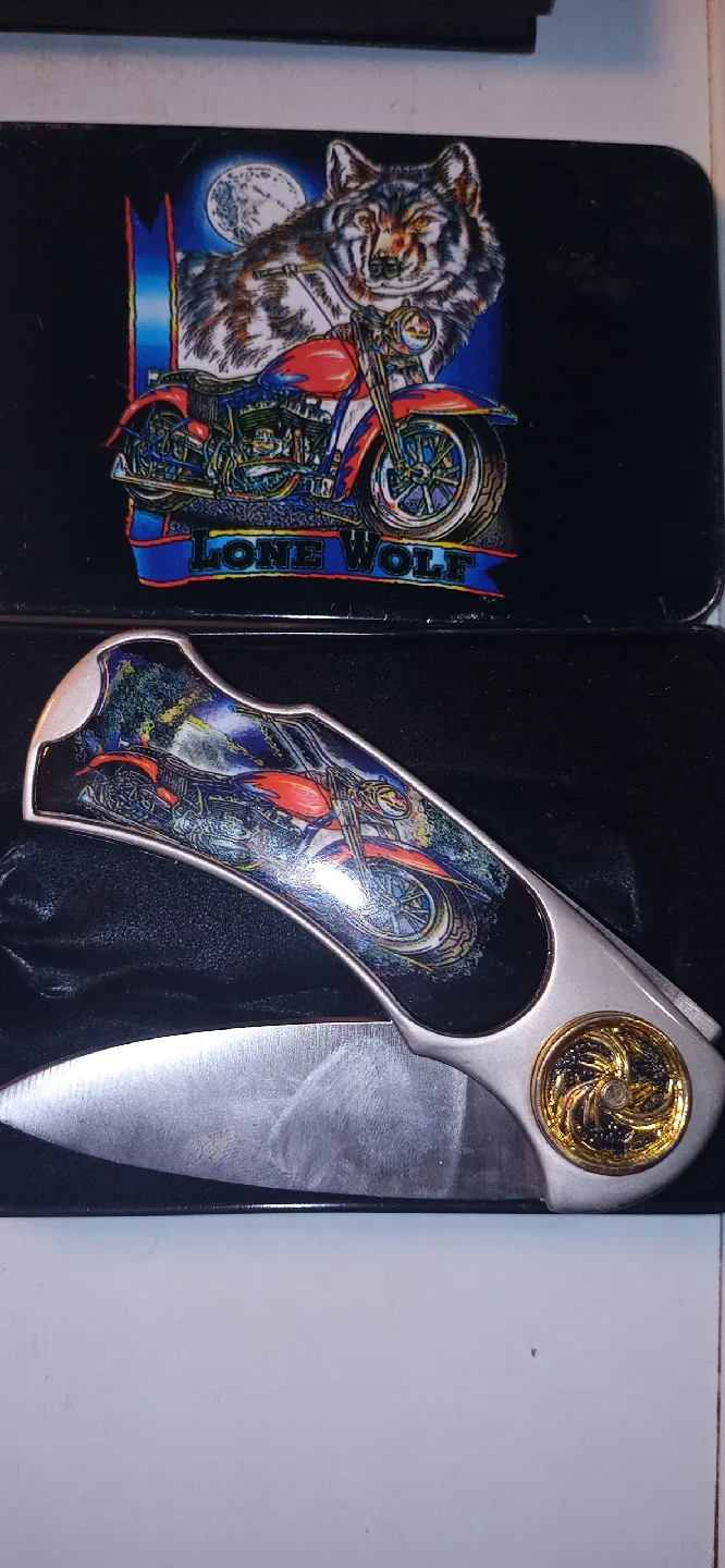 Collectible Decorative Pocket Knives image indicator(6)