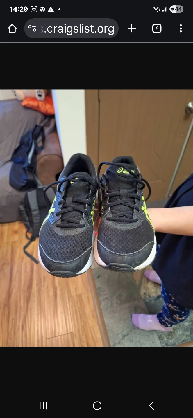 Asics Kids' Running Shoes - Size 1 US thumbnail