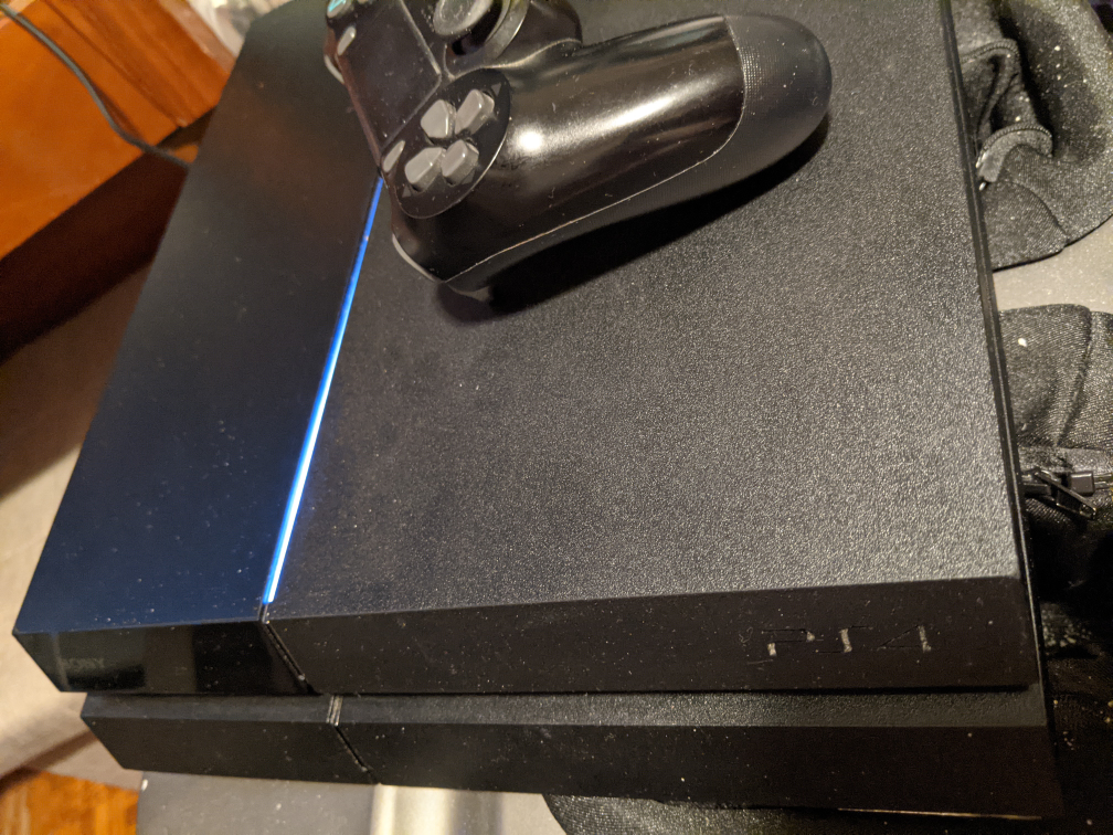 PlayStation 4 with Controller - photo 3