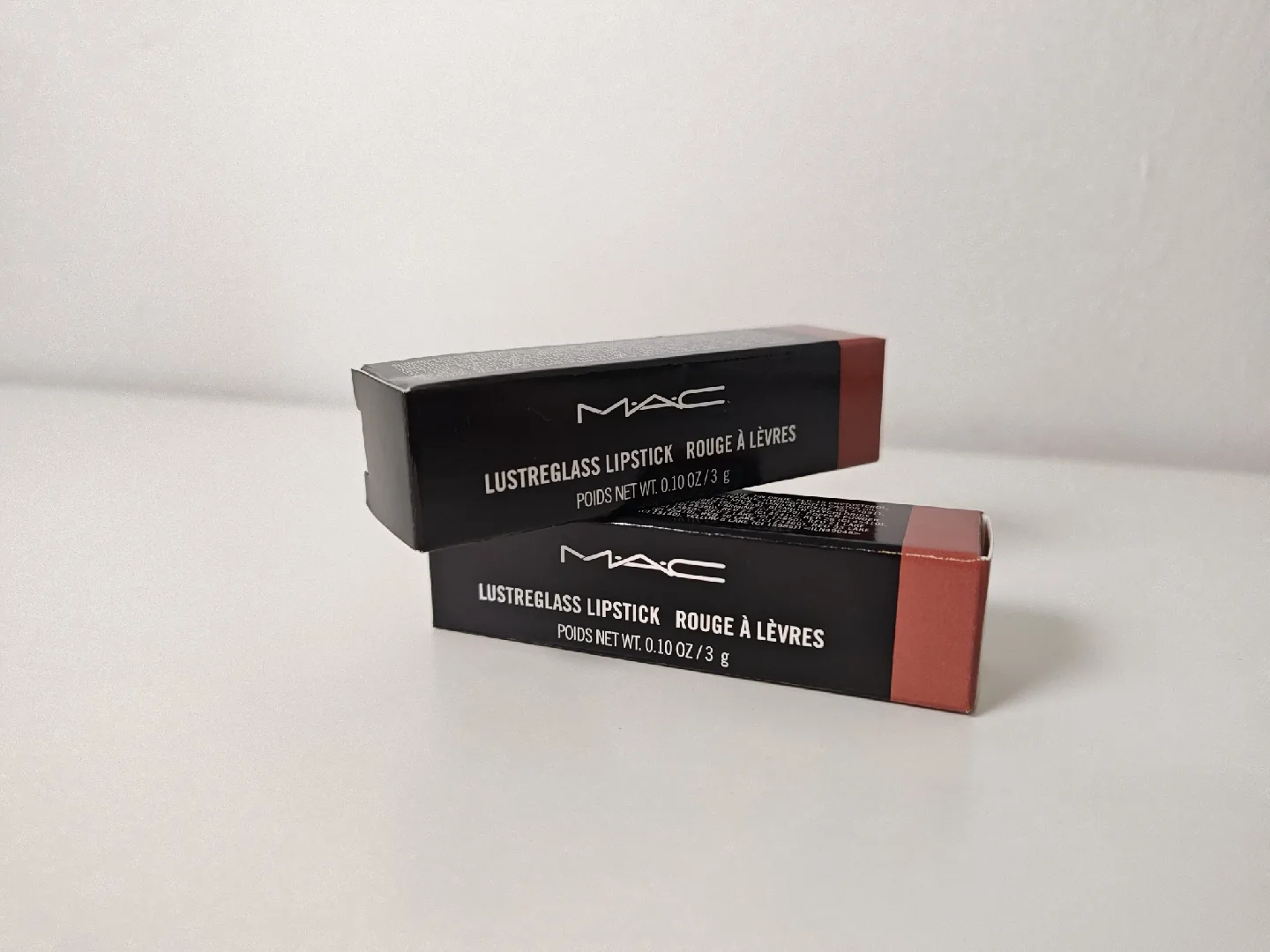 MAC Lustreglass Lipstick - Hug Me image indicator(2)