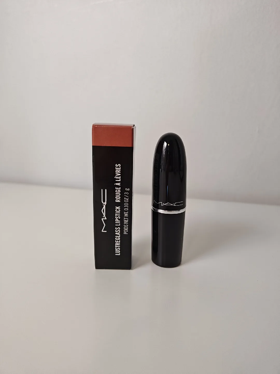 MAC Lustreglass Lipstick - Hug Me image indicator(3)