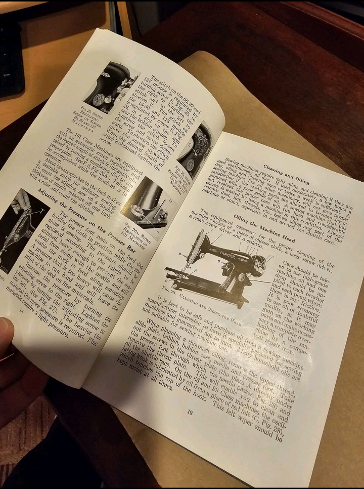 Vintage Singer Machine Sewing Book - photo 4