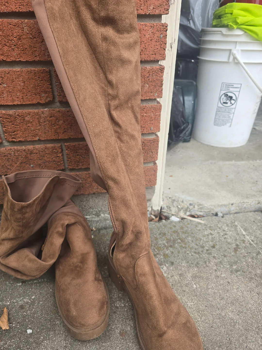 Brown Thigh High Boots image indicator(2)