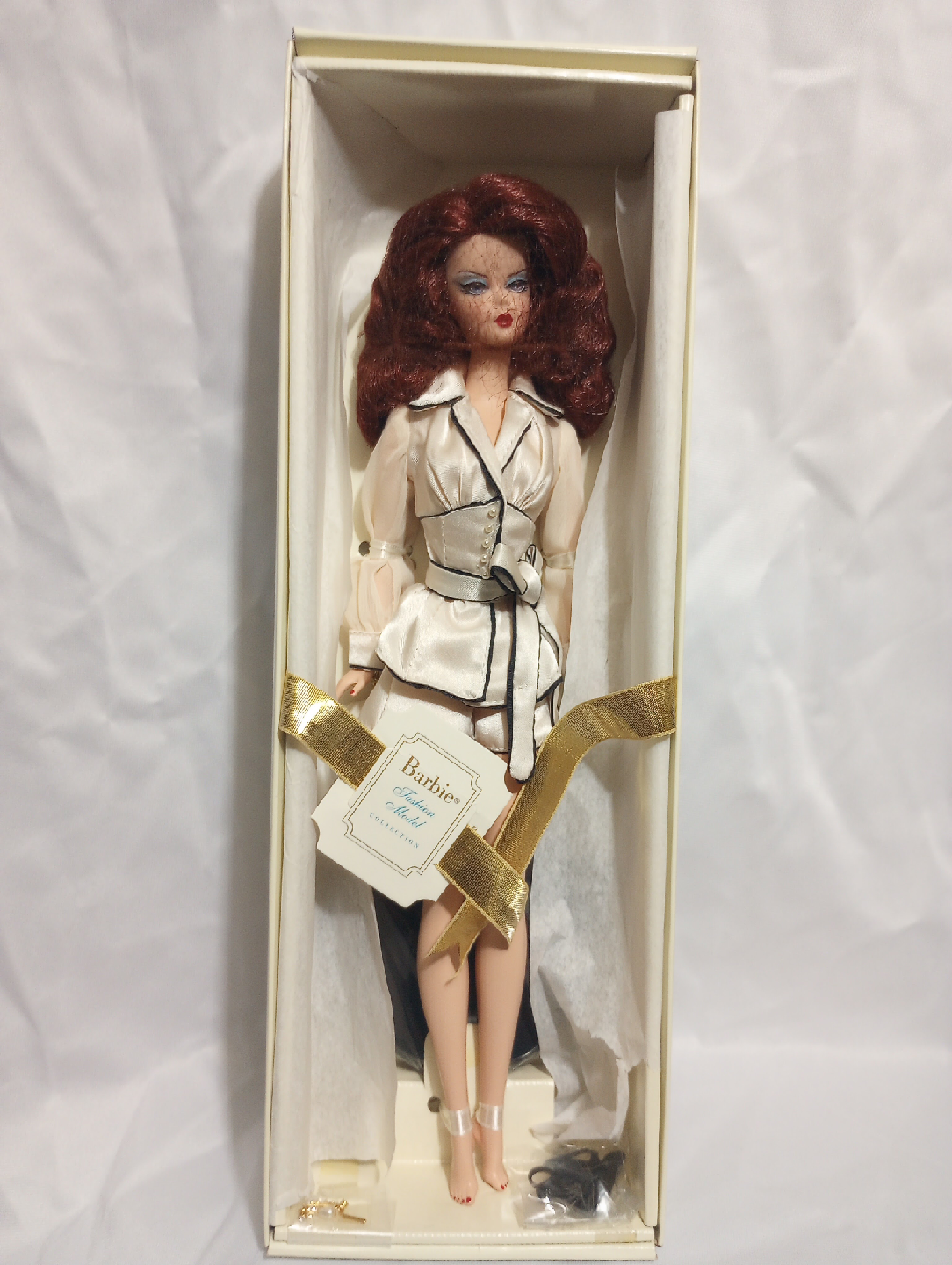 Barbie Fashion Model Collection Suite Retreat Doll