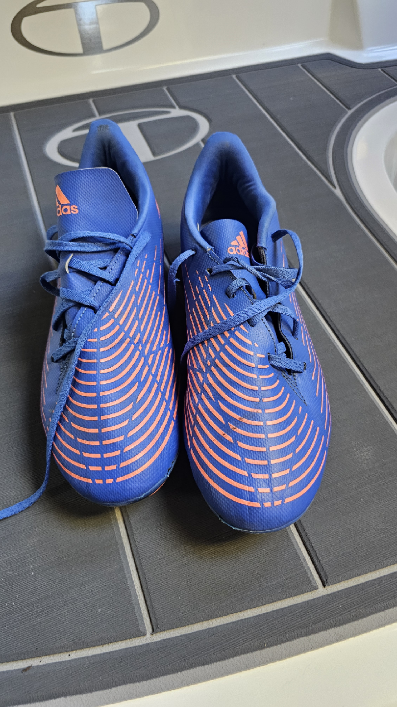 Adidas Predator Soccer Cleats - US size 11