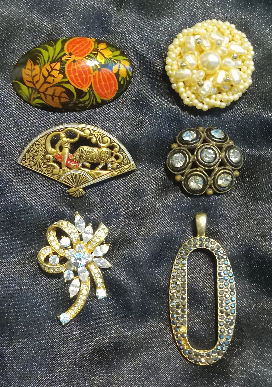 Beautiful Pins/Pendant thumbnail