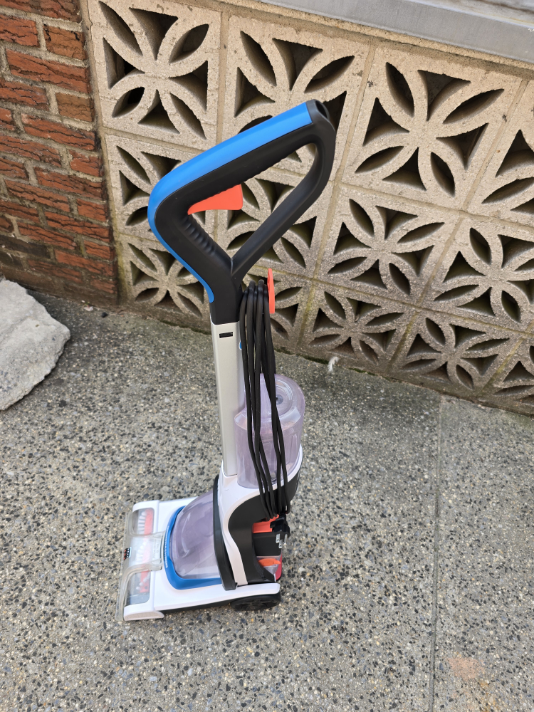 Hoover PowerDash Pet Carpet Cleaner - photo 2