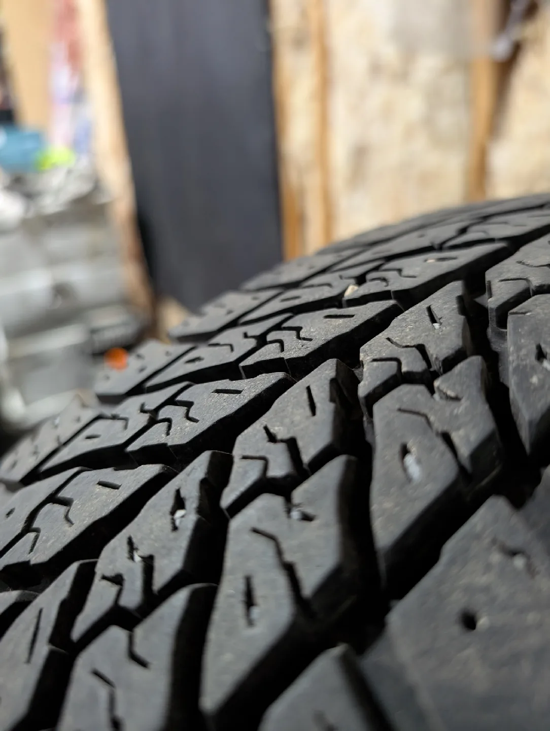 (4)-215/65R17 Goodyear Ultragrip Winter Tires thumbnail