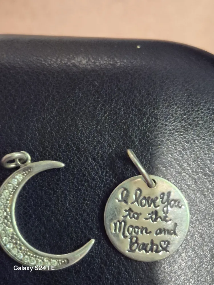 2 pendants  that go together thumbnail