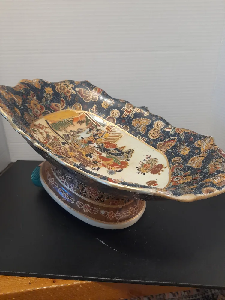 Vintage Japanese Imari Bowl with Stand thumbnail