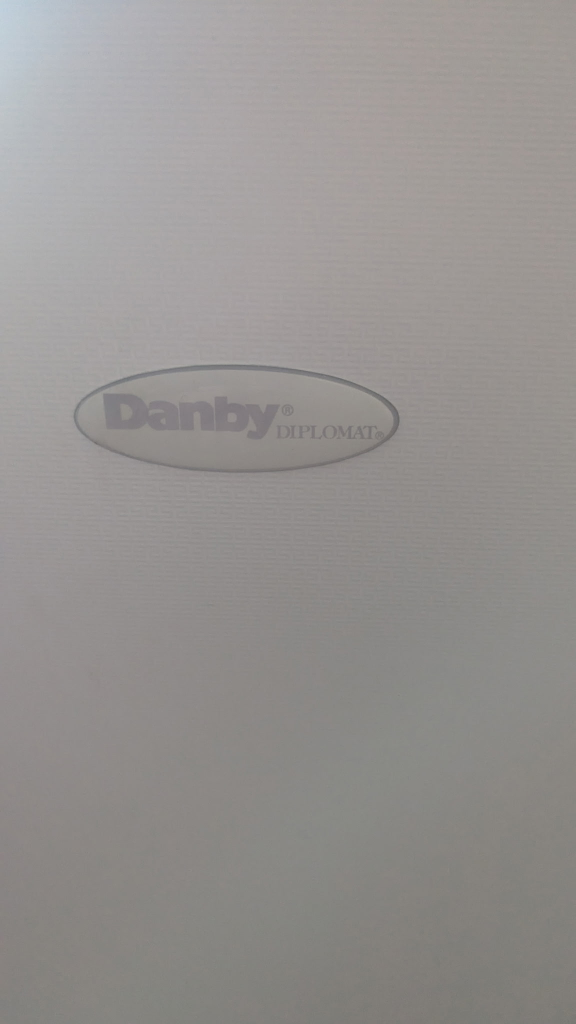 Danby diplomat chest freezer - photo 2