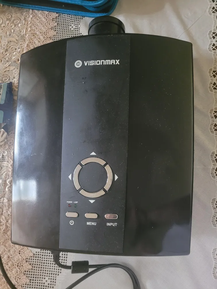 Visionmax HD-4K LCD Projector thumbnail