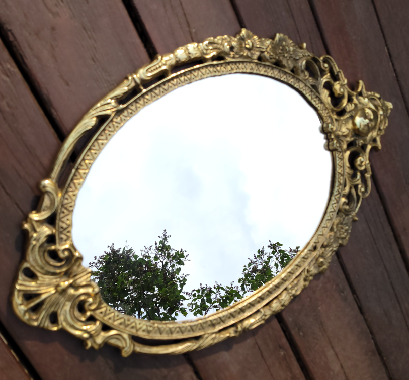 Vintage Oval Gold Mirror