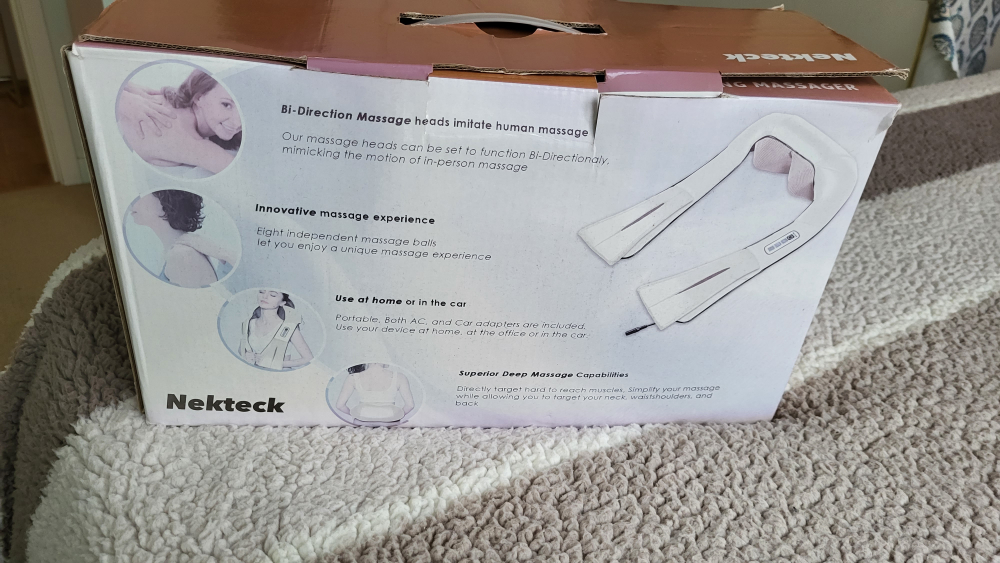 Nekteck Shiatsu Kneading Massager with Heat Function - photo 5