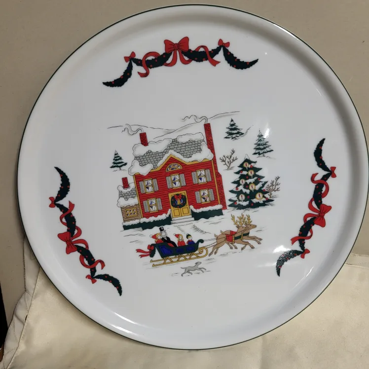 Vintage Christmas Serving Tray - Made in Japan thumbnail