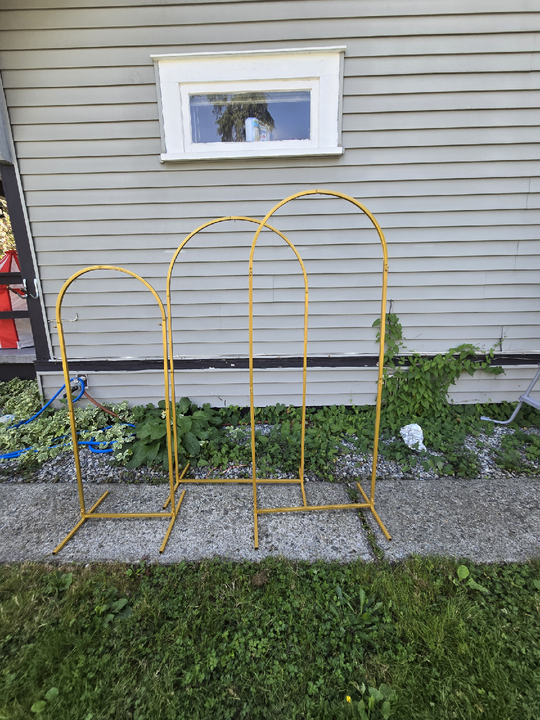 Gold Metal Wedding Arch Set - photo 2