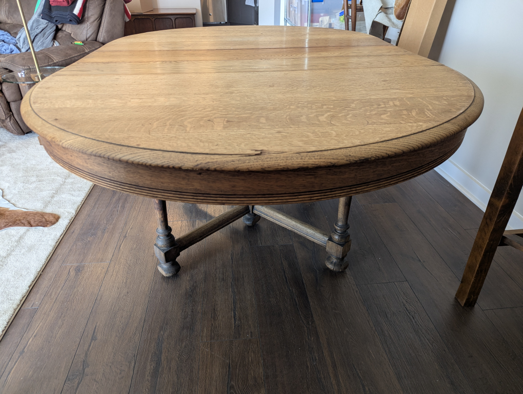 Round Wooden Dining Table - photo 5