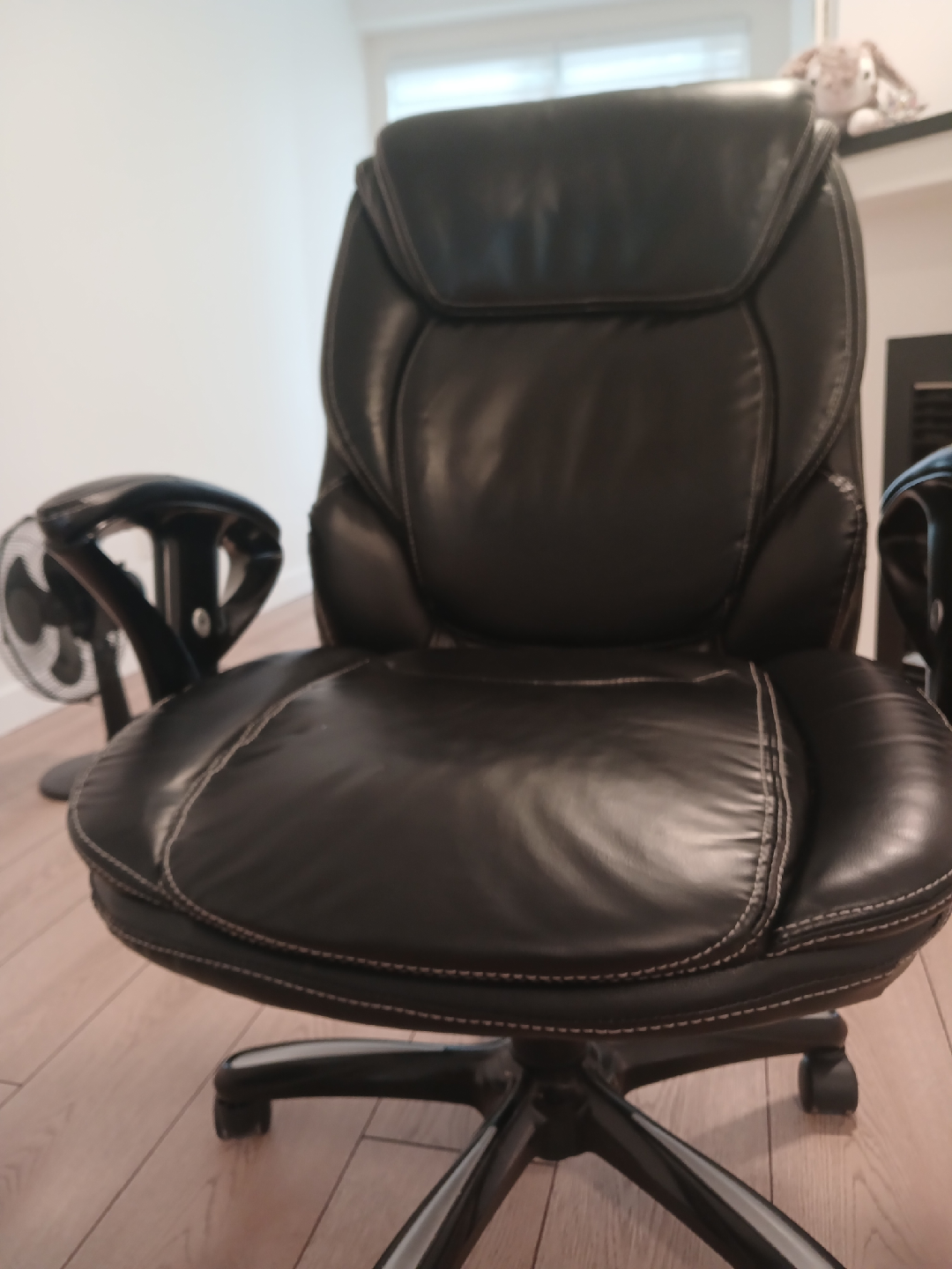 Black Leather Office Chair - photo 2