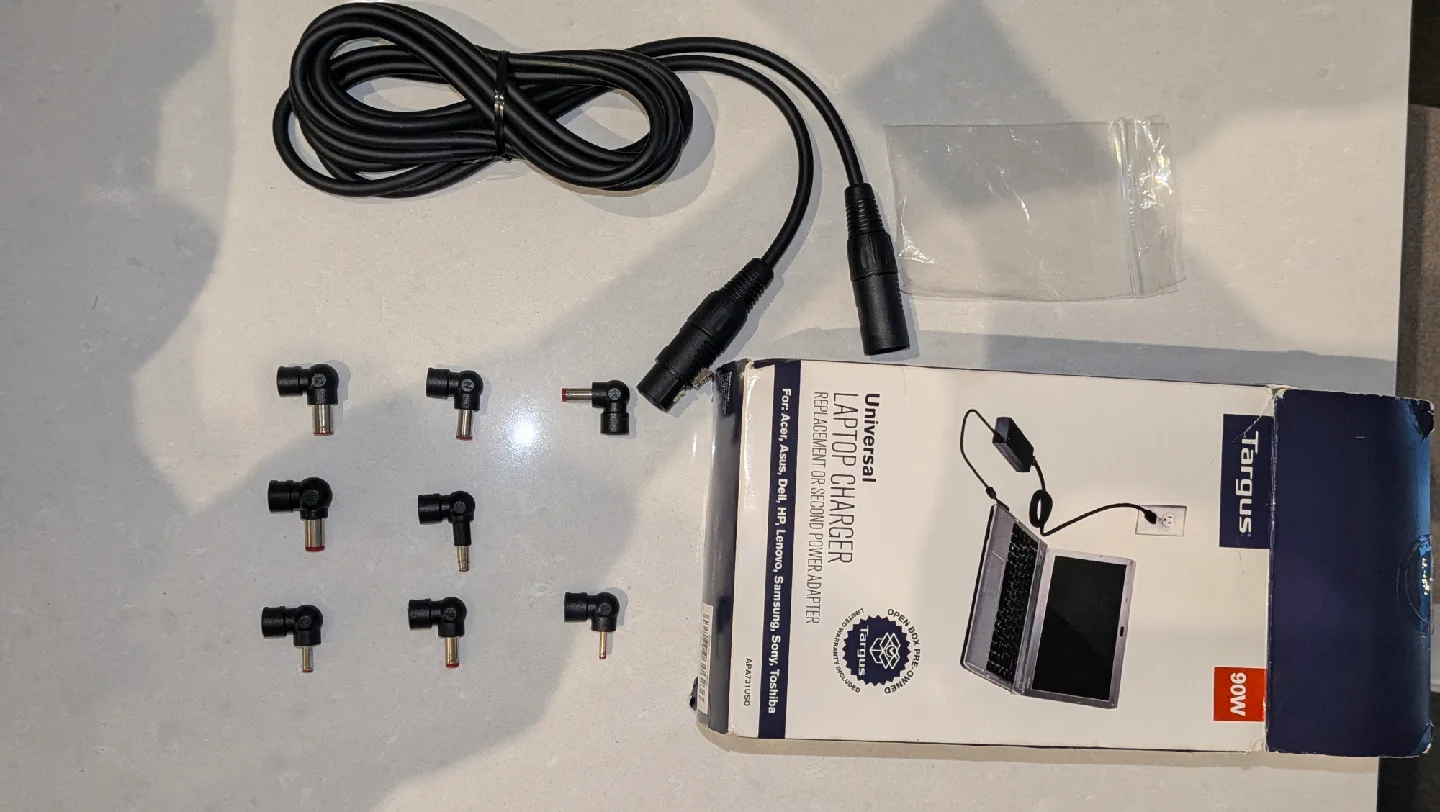 Targus Universal Laptop Charger thumbnail